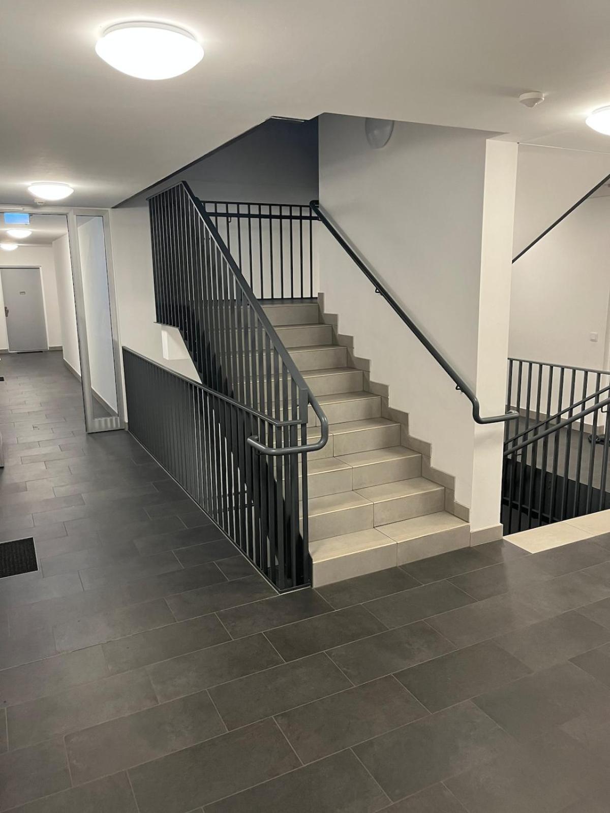 Lovely 2-bedroom Close To Airport *